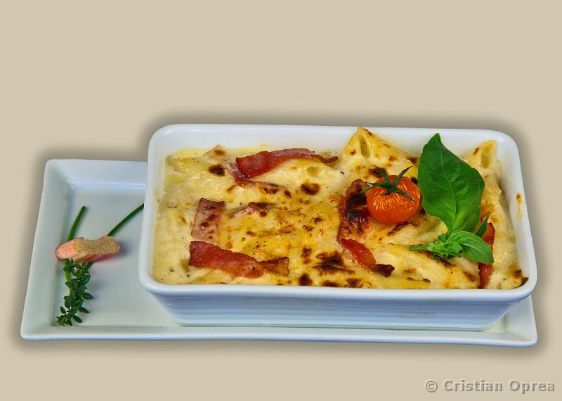 006-1 Penne carbonara la cuptor.jpg